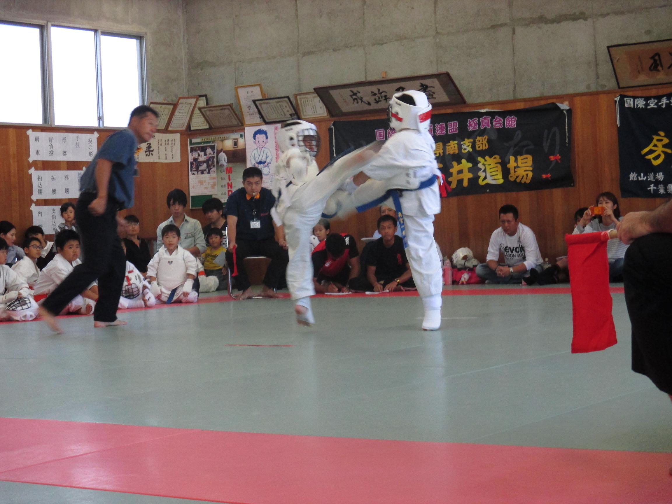 http://www.kyokushin-chibaminami.com/images/IMG_07744187.JPG